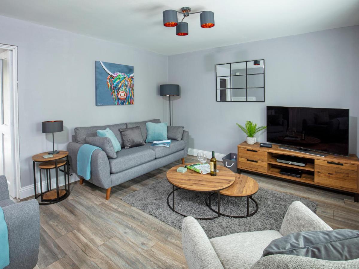 1 Wesley Mews * Alnwick